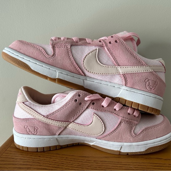 Nike Low Dunk Baby Pink Women Size 8 - Picture 3 of 3